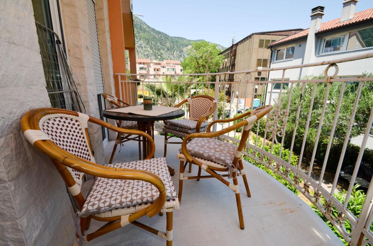 Tea Lux Apartment Kotor Eksteriør bilde
