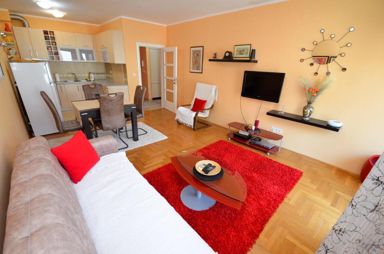 Tea Lux Apartment Kotor Eksteriør bilde