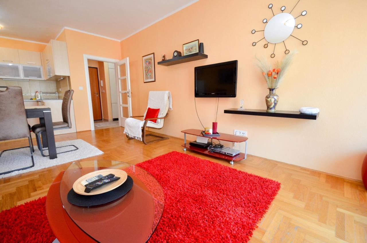 Tea Lux Apartment Kotor Eksteriør bilde